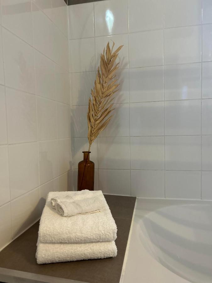 Maison Piscine & Spa Vallon Pont D'Arc Exterior photo